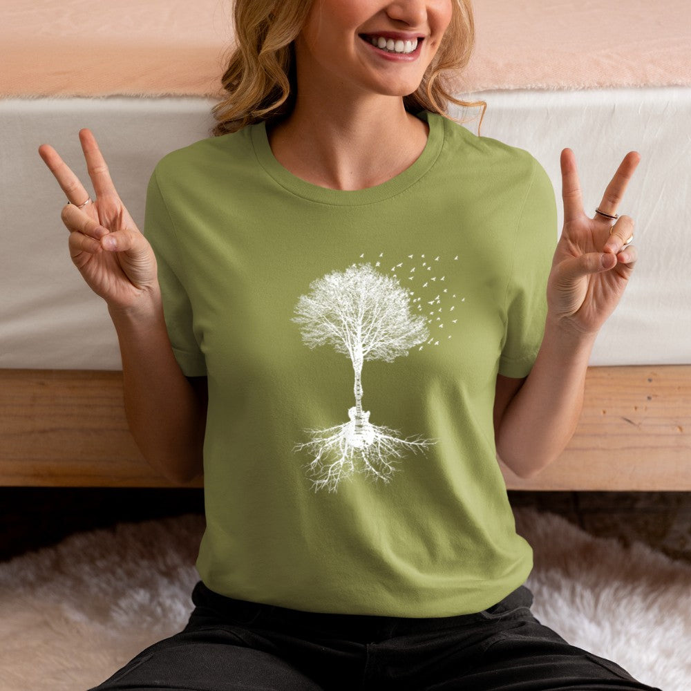 Acoustic Guitar Player Nature Tree, Birthday, Christmas Gift T-Shirt - Heart To Heart
