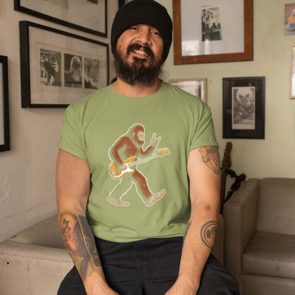 Bass guitarist bigfoot rock music guitar player sasquatch T-Shirt - Heart To Heart